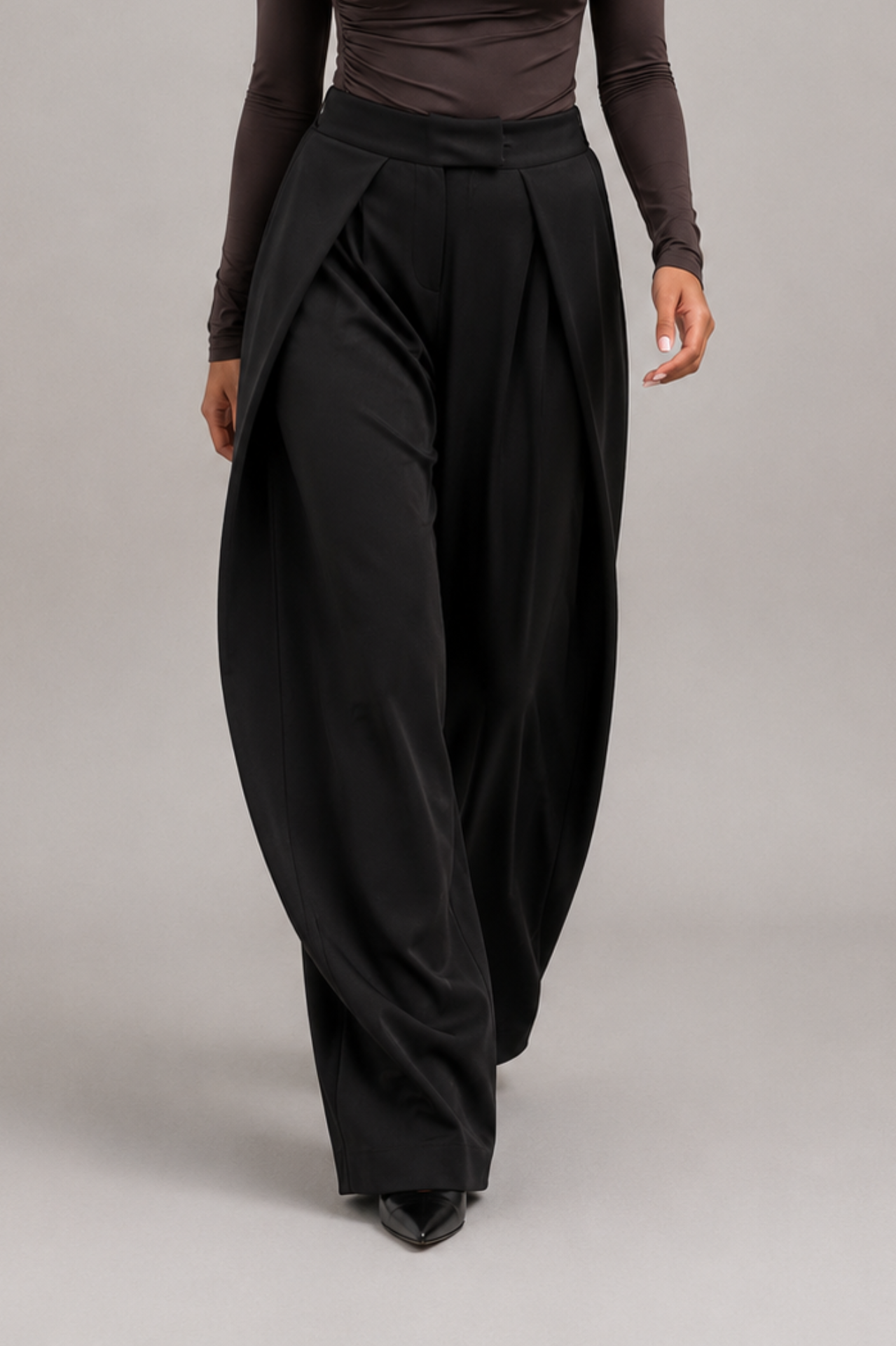 Nora-Hose mit weitem Bein