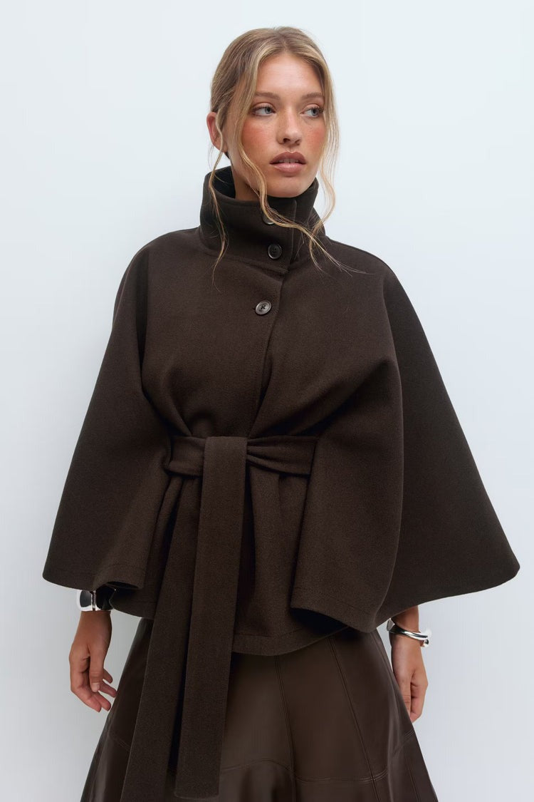 Elena-Cape-Mantel